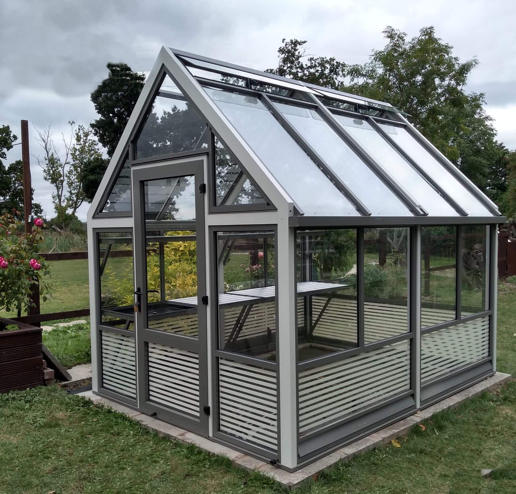 aluminium greenhouse